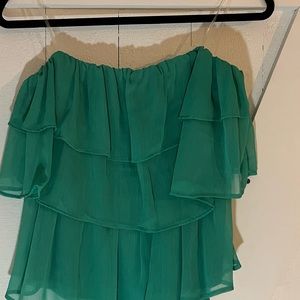 Green top with no sleeves